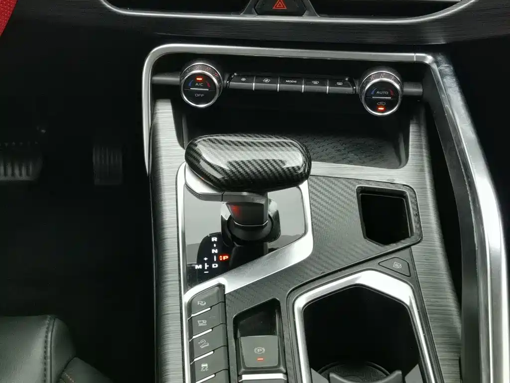 Geely Xingyue — миниатюра 13