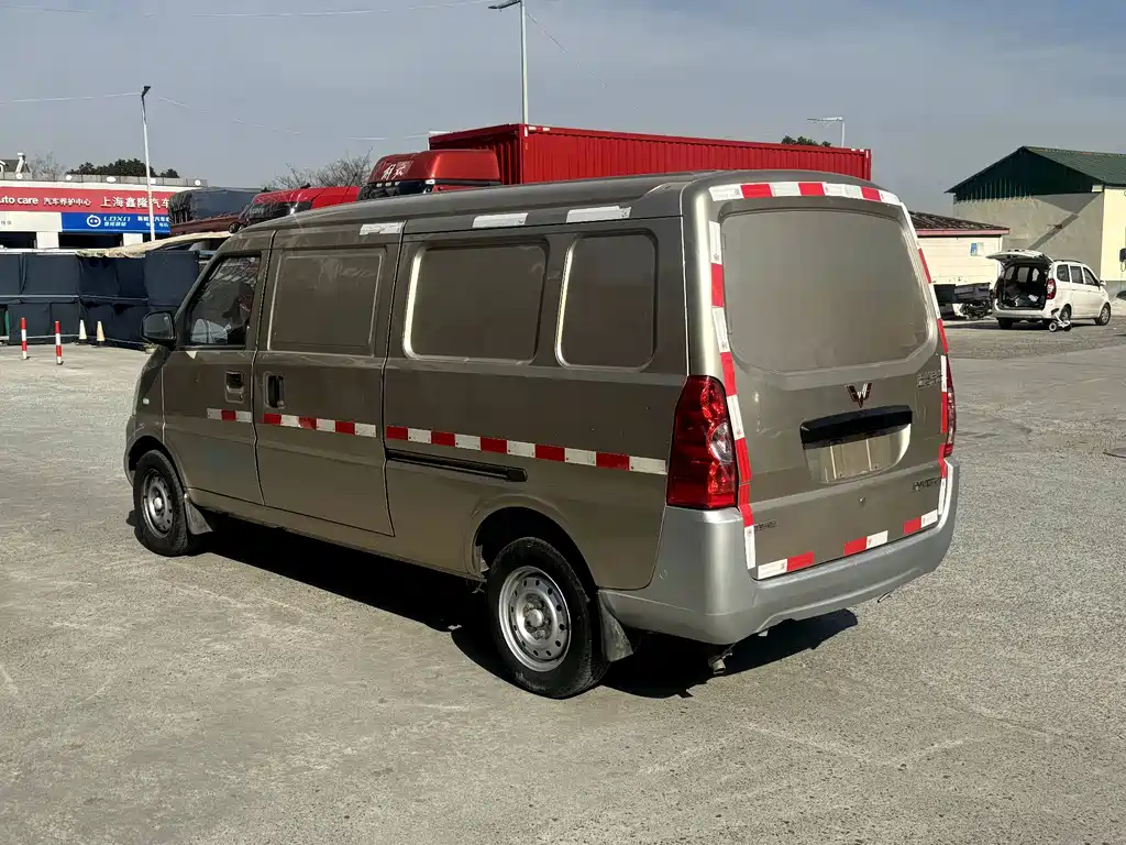 WULING WULING RONGGUANG