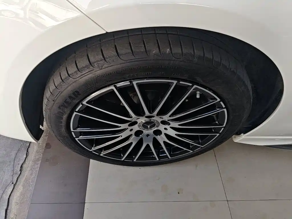 Mercedes-Benz C-Class — миниатюра 23