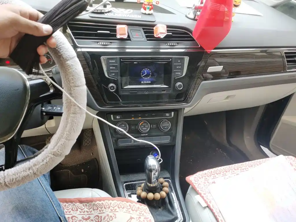 Volkswagen Touran — миниатюра 9