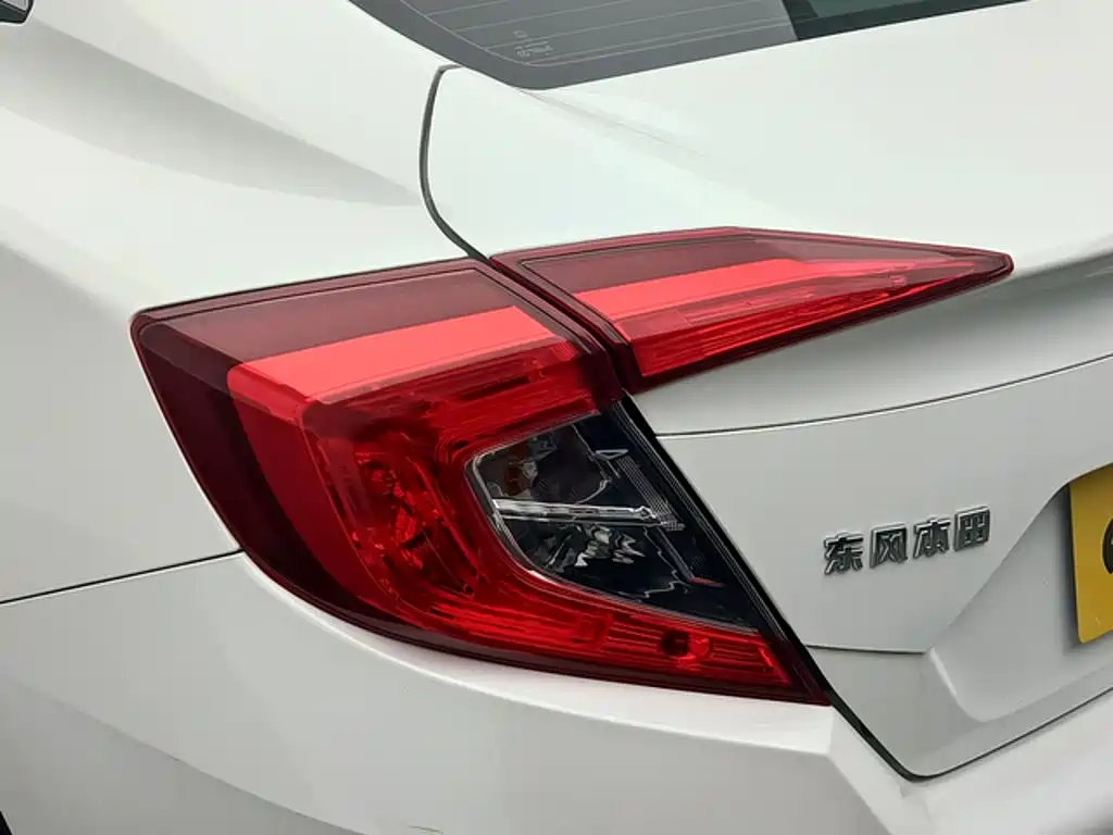 Honda Civic — миниатюра 14