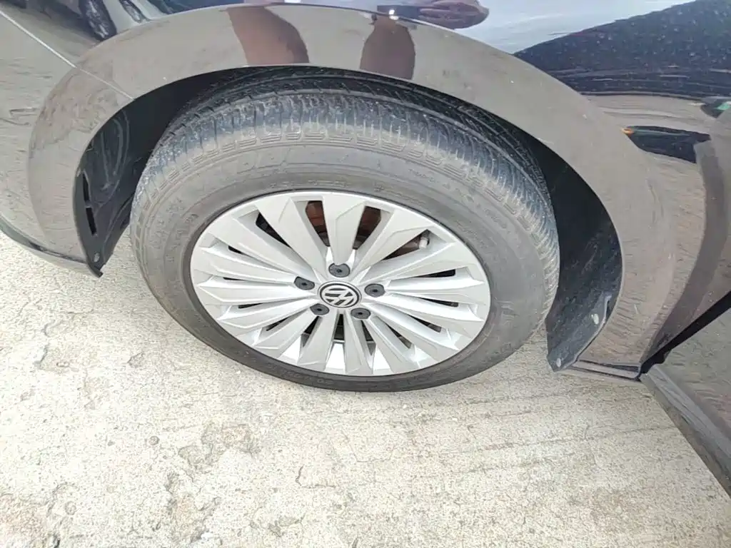 Volkswagen Lavida — миниатюра 23