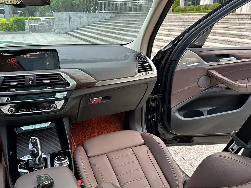 BMW X3 — миниатюра 18