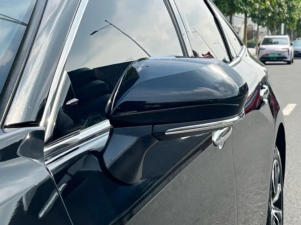 Toyota Avalon — миниатюра 25