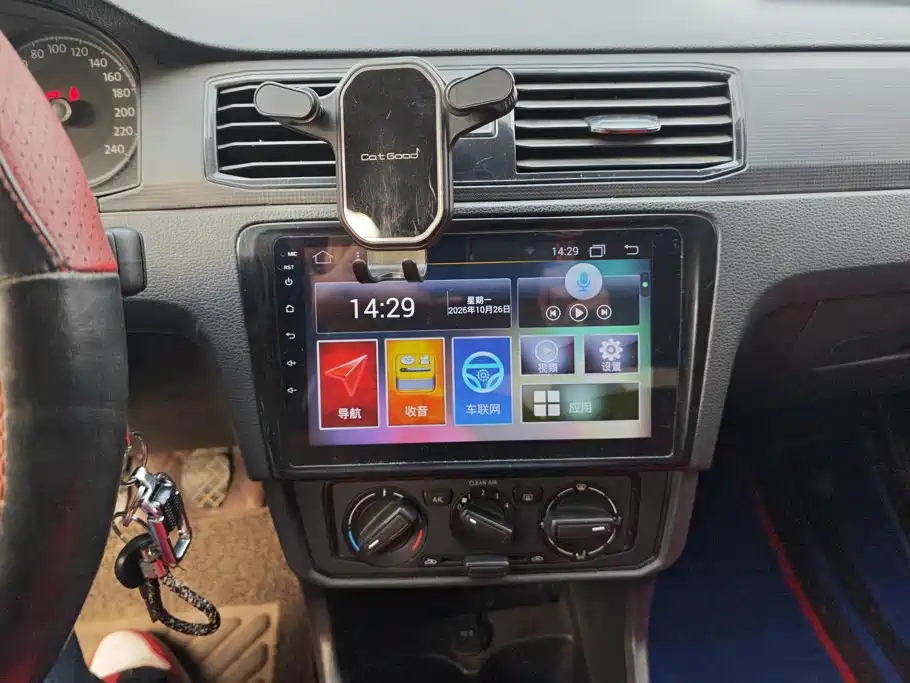 Volkswagen Santana — миниатюра 13