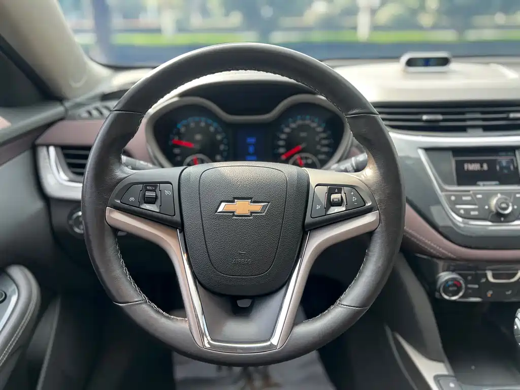 Chevrolet Malibu — миниатюра 11