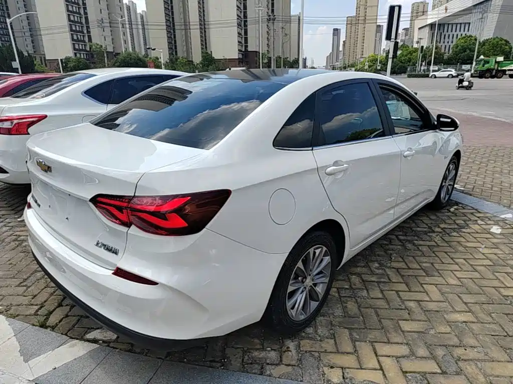 Chevrolet Monza — миниатюра 7