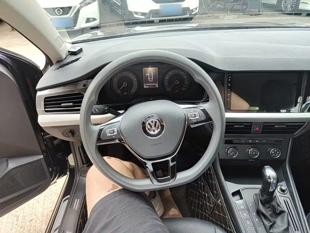 Volkswagen Lavida — миниатюра 11
