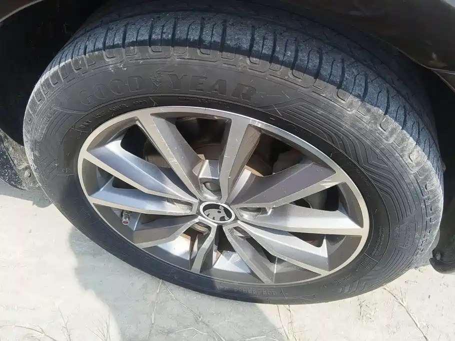 Skoda Octavia — миниатюра 5
