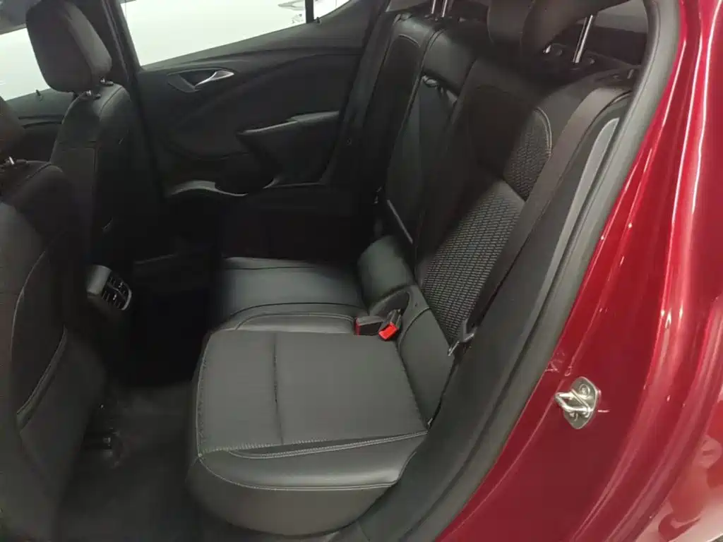 Buick Verano — миниатюра 17