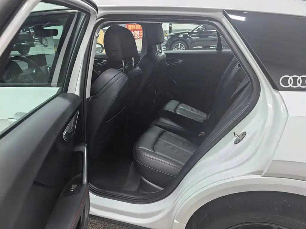 Audi Q2L — миниатюра 8