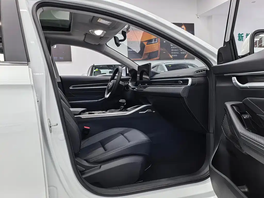 GEELY AUTOMOBILE EMGRAND