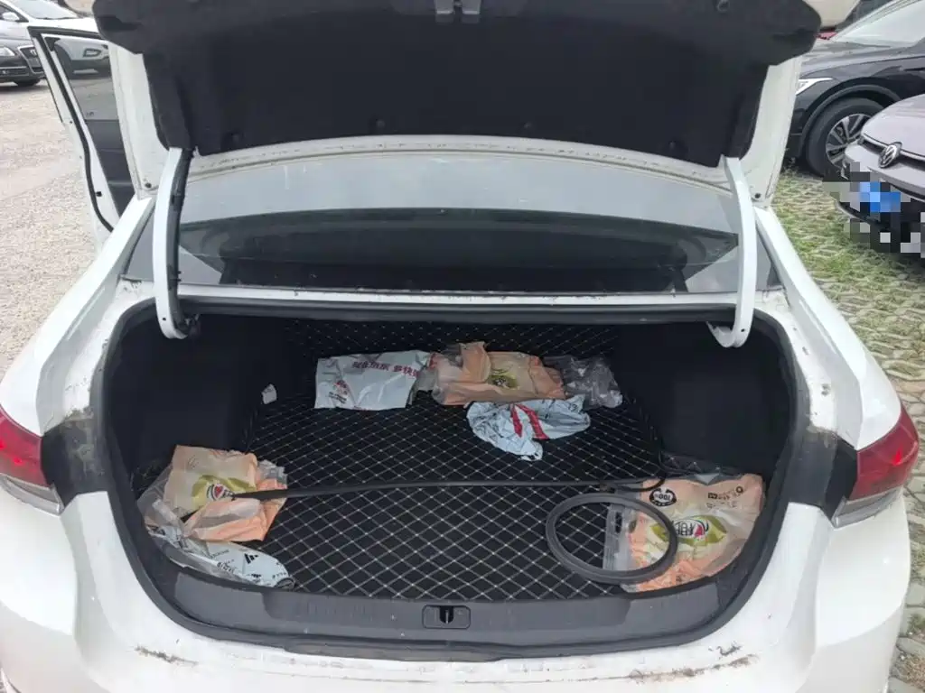 Buick Excelle — миниатюра 19