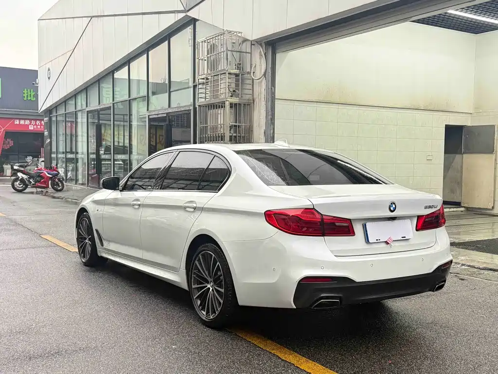 BMW 5 Series — фотографии объявления, Фото 10
