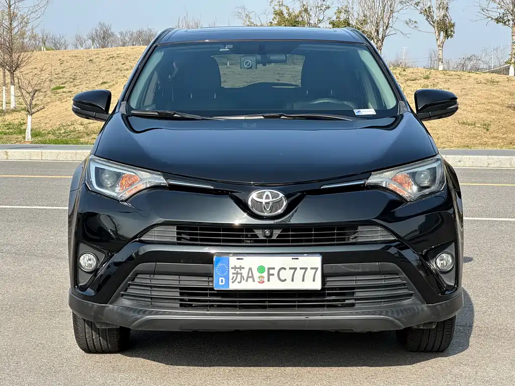 TOYOTA RAV4 RONGFANG