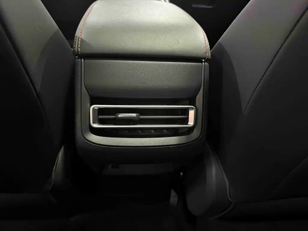 Changan UNI-T 1.5T Flagship Type, фото 16
