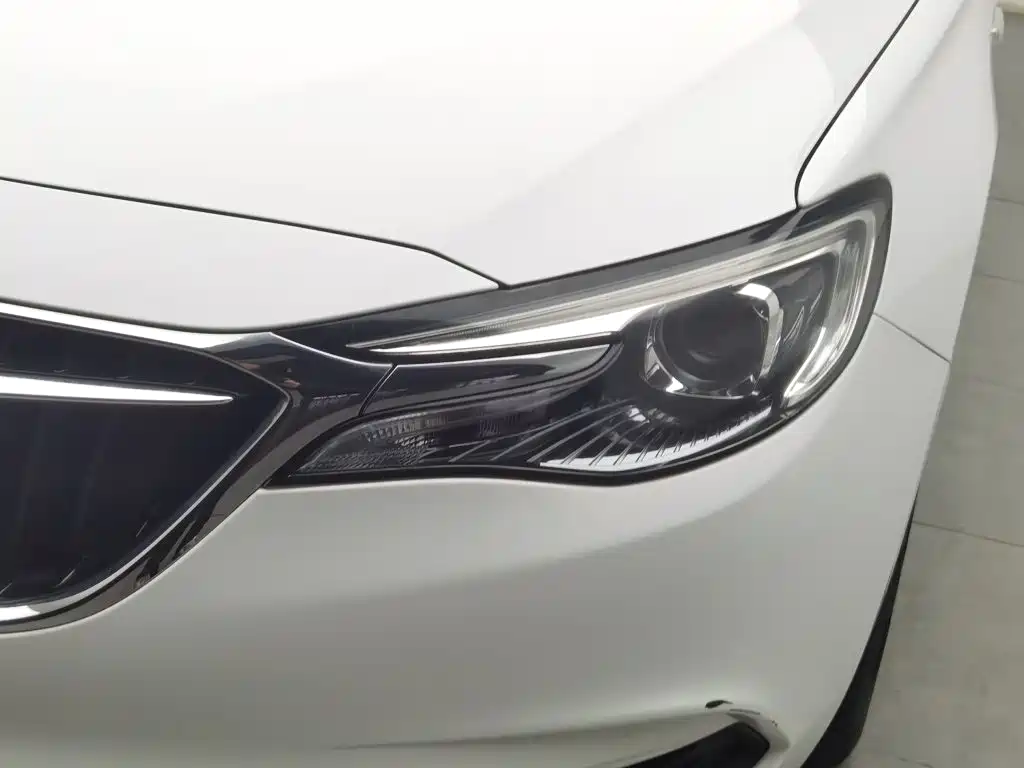 Buick Excelle — миниатюра 7