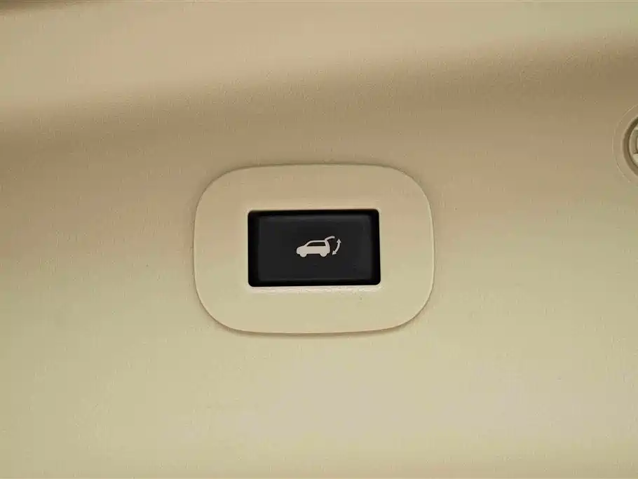Nissan Patrol — миниатюра 42