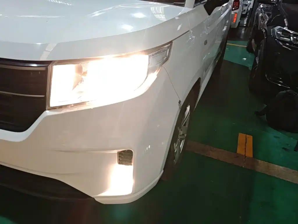 Wuling Hongguang PLUS — миниатюра 24