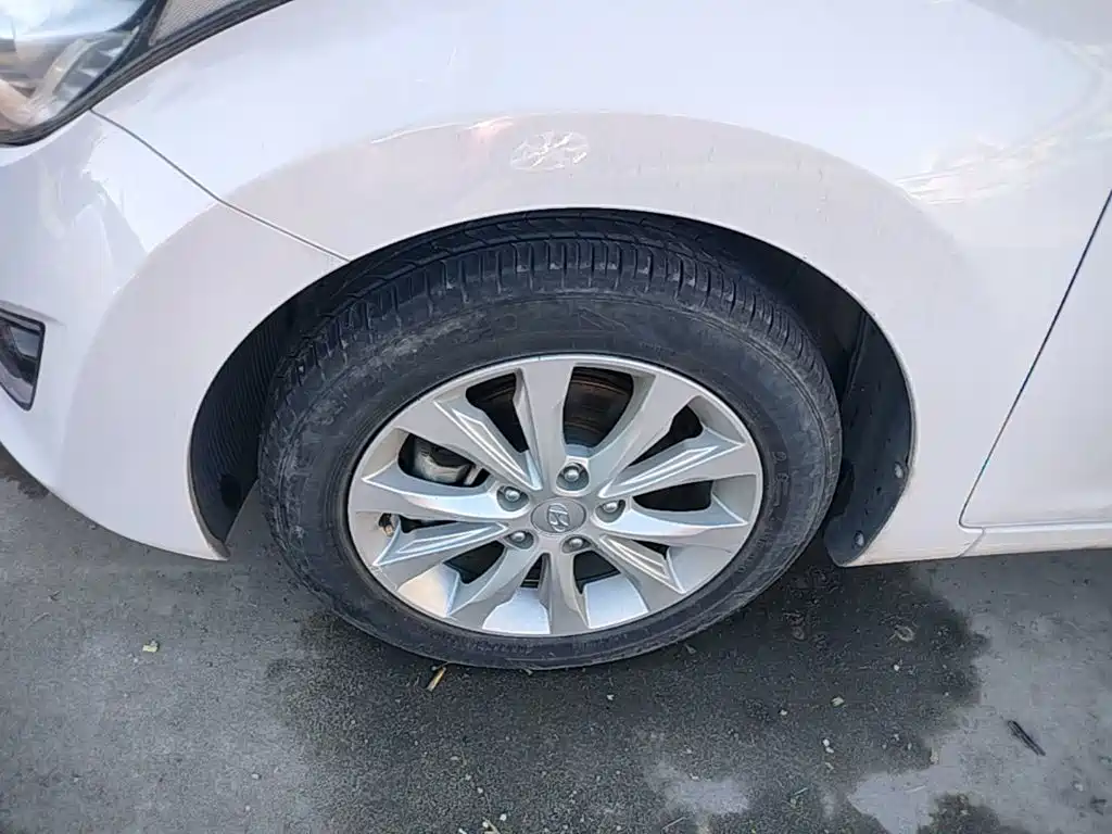 Hyundai Elantra Langdong — миниатюра 23