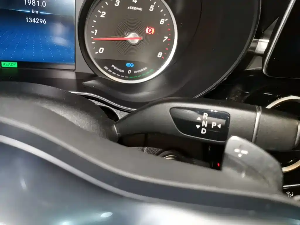 Mercedes-Benz C-Class — миниатюра 14