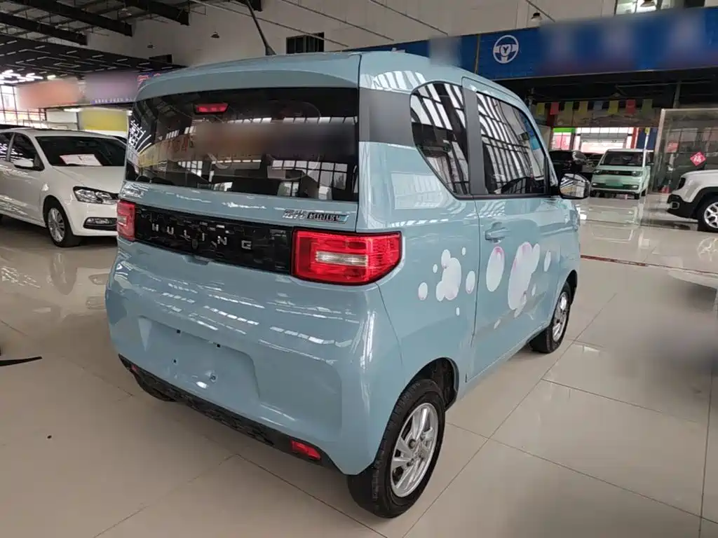 Wuling MINIEV — миниатюра 7