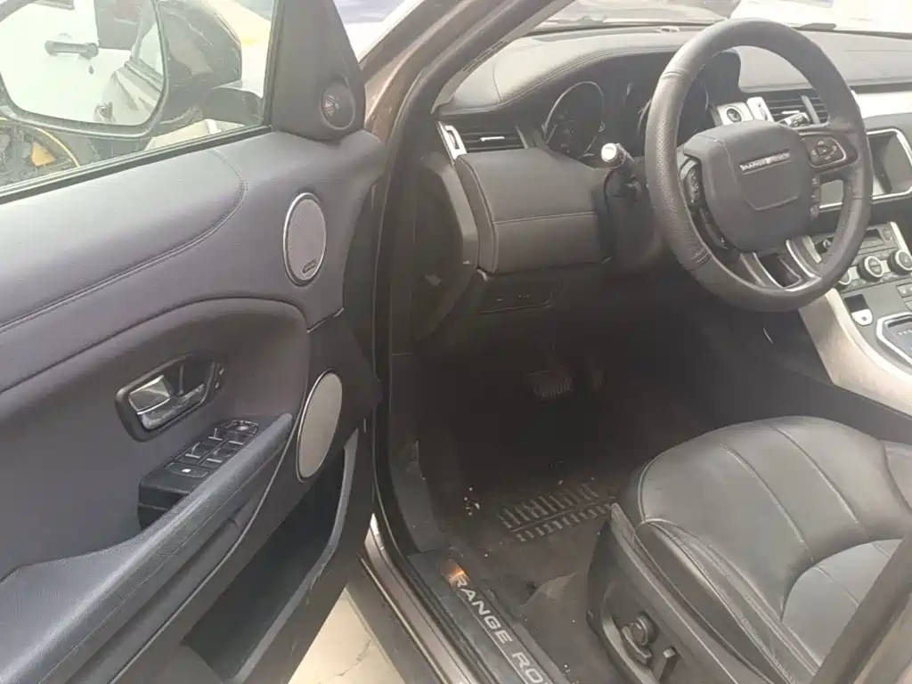 Land Rover Evoque — миниатюра 16