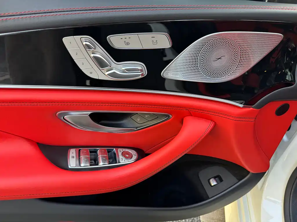 MERCEDES-BENZ AMG GT