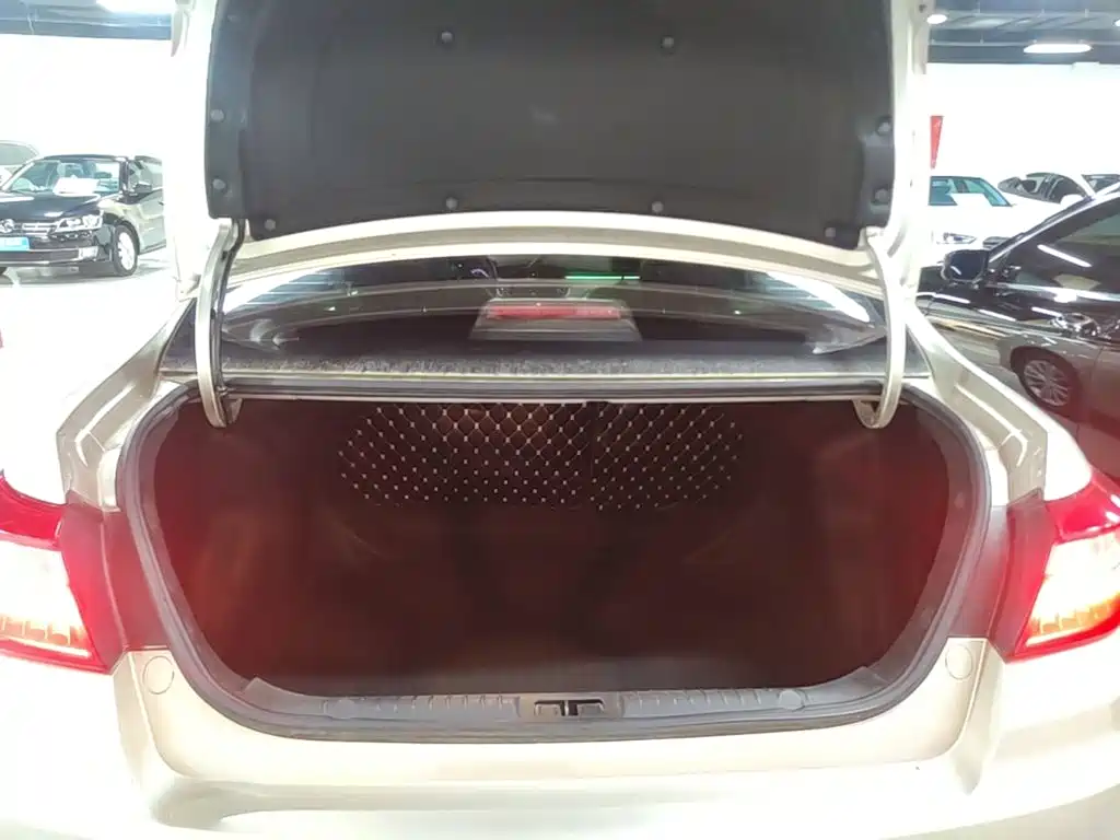 Geely Vision — миниатюра 19
