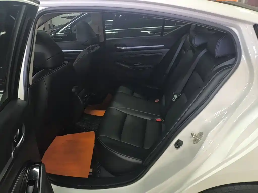 Nissan Teana — миниатюра 17