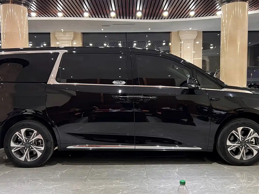 MAXUS G90 — миниатюра 9