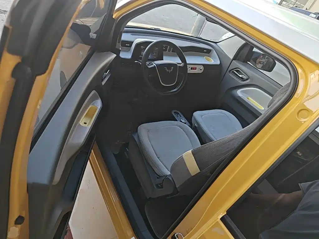 Wuling MINIEV — миниатюра 16