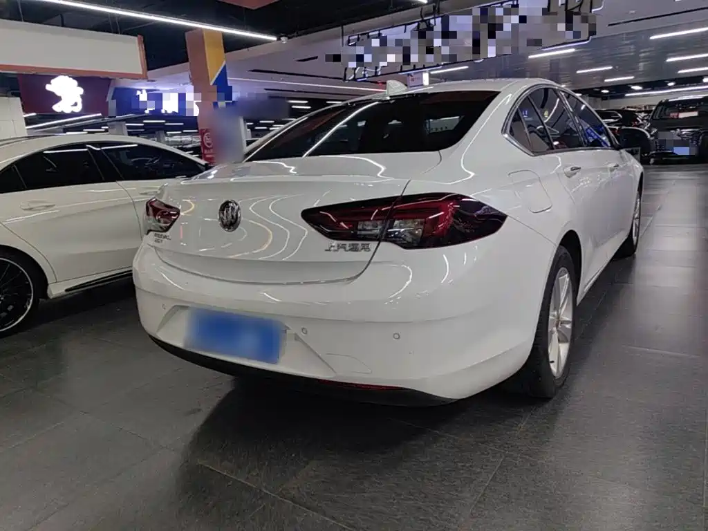 Buick Regal — миниатюра 7