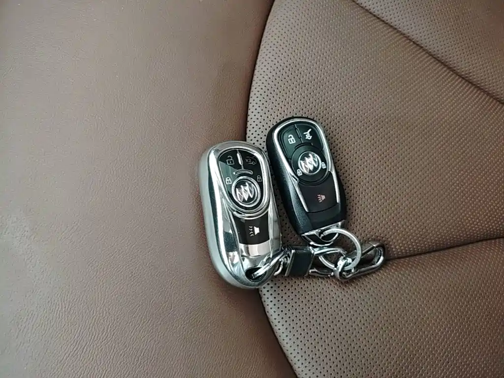 Buick Envision Plus — миниатюра 9
