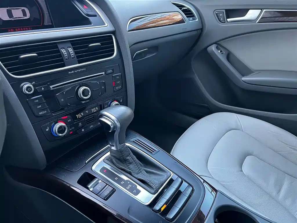 Audi A4L — миниатюра 6