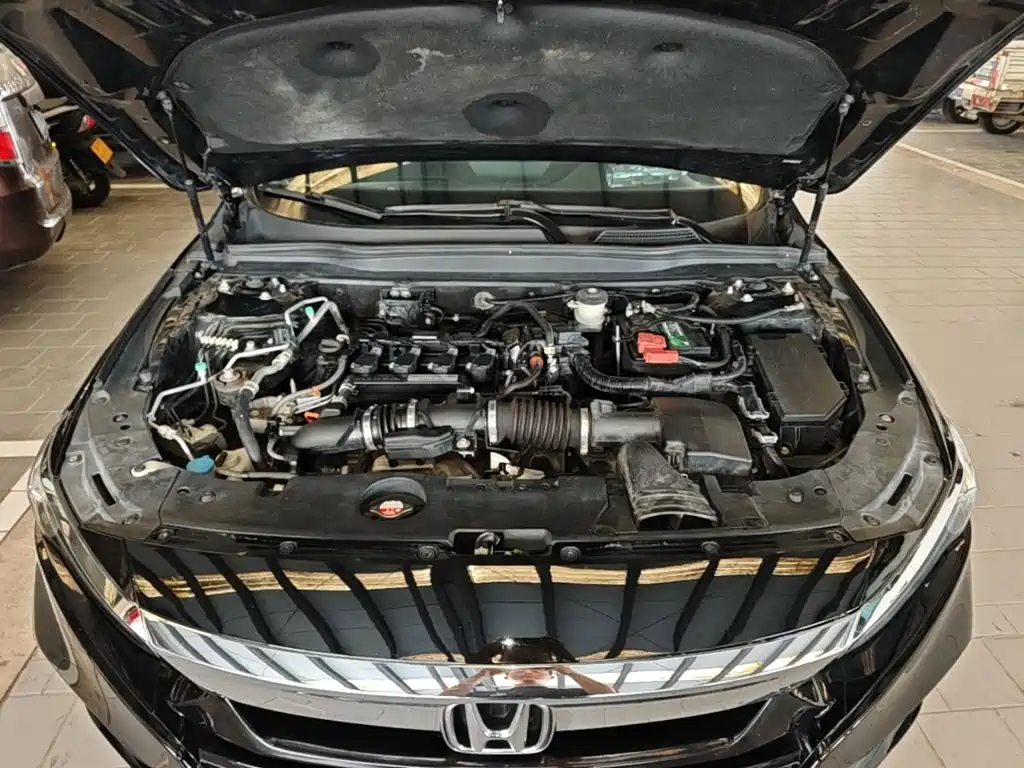 Honda Accord — миниатюра 20