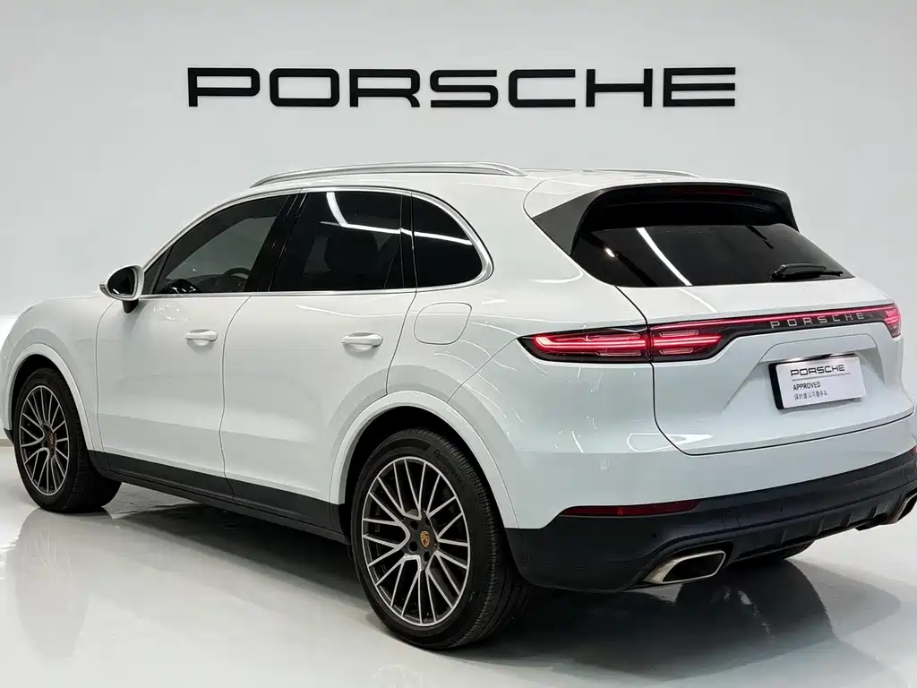 Porsche Cayenne Hybrid — миниатюра 4