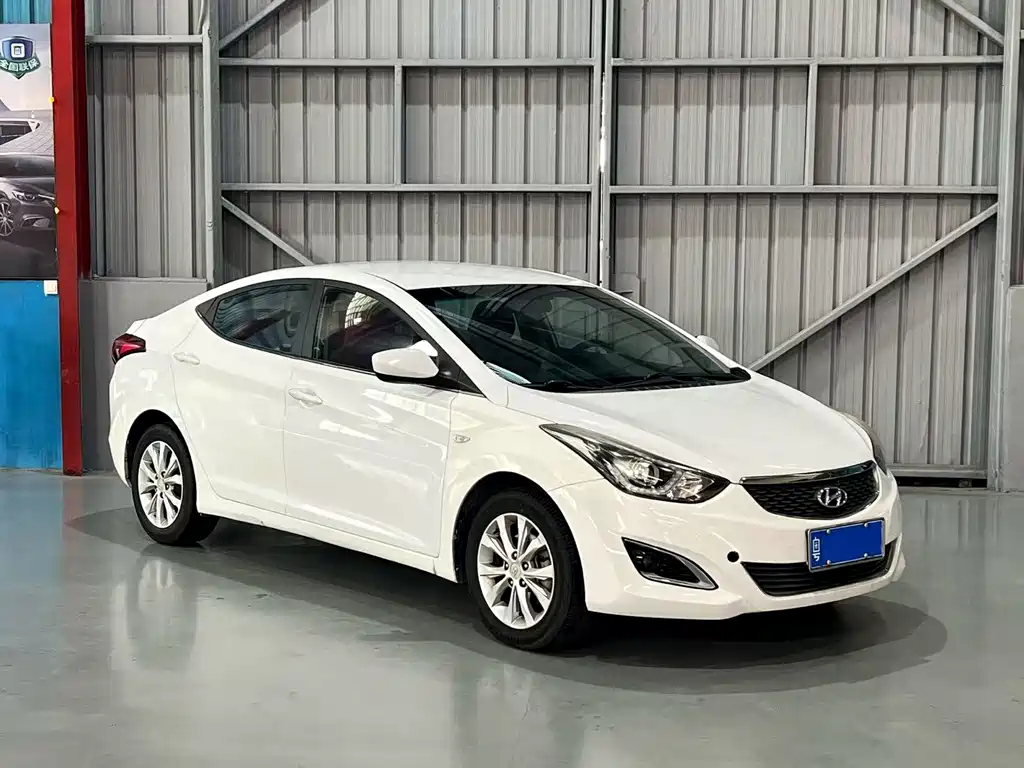 Hyundai Elantra Langdong — миниатюра 3