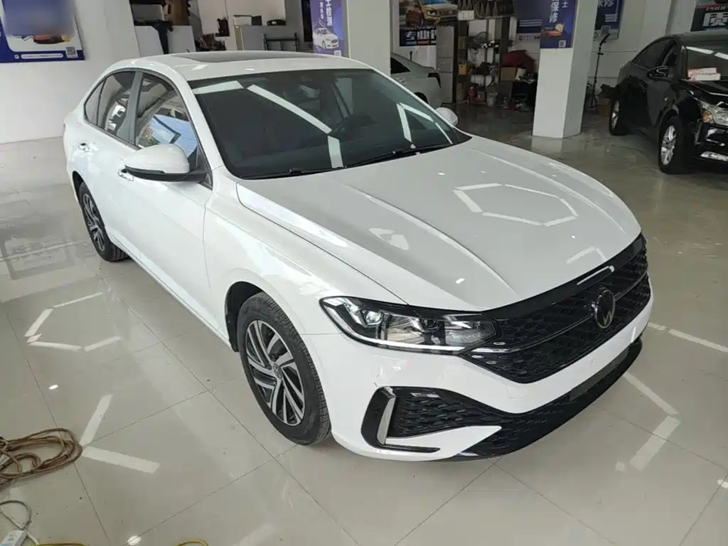 Volkswagen Lavida — миниатюра 4