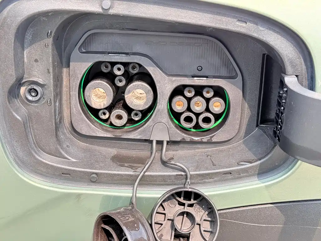 BYD Yuan Plus — миниатюра 23