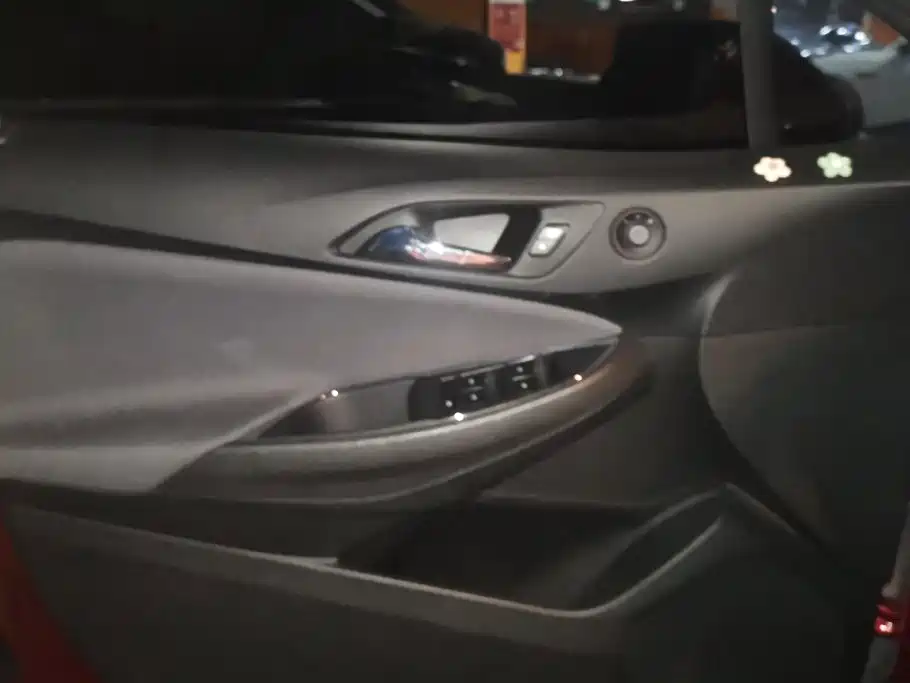 Chevrolet Cruze — миниатюра 7