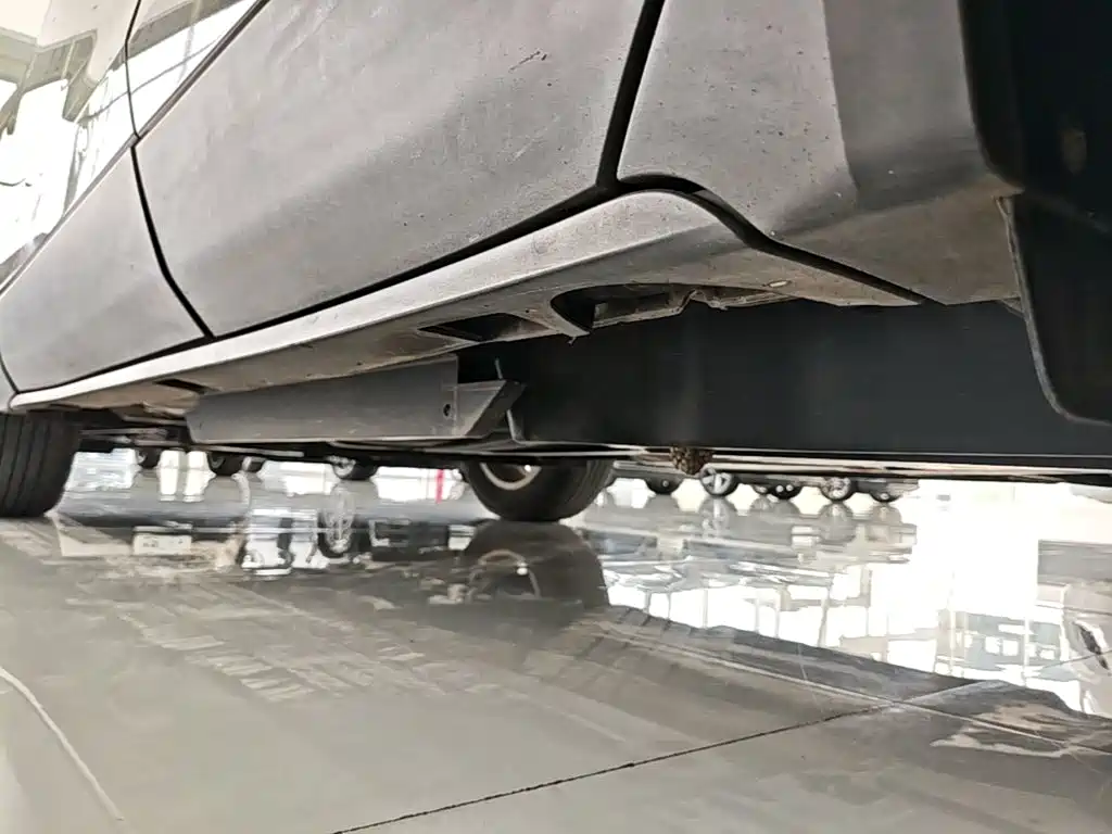 Buick Envision Plus — миниатюра 22