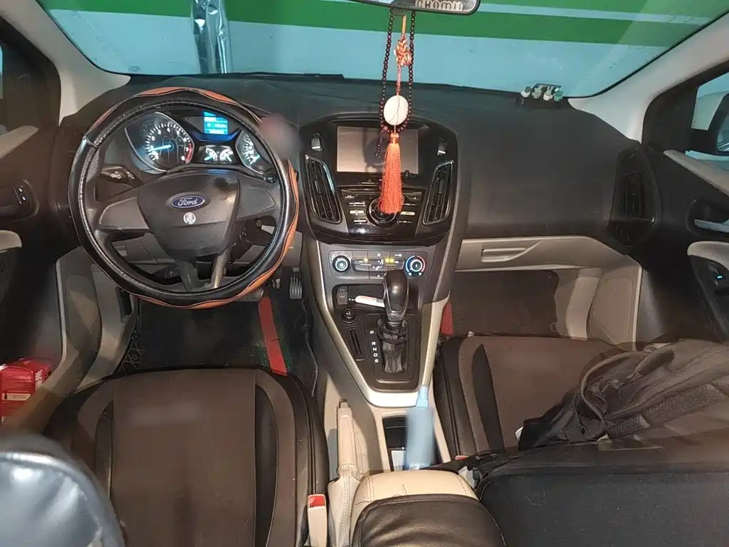 Ford Focus — миниатюра 10