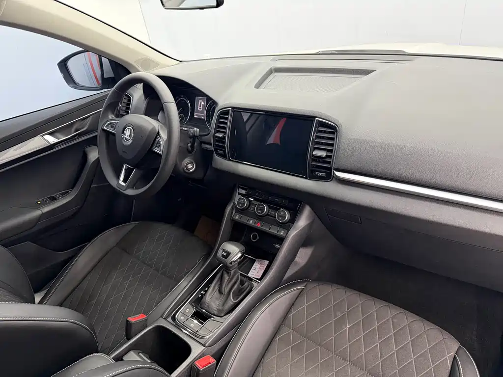 Skoda Karoq — миниатюра 11