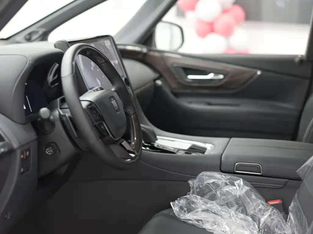 Toyota Vellfire 2024 2.5L