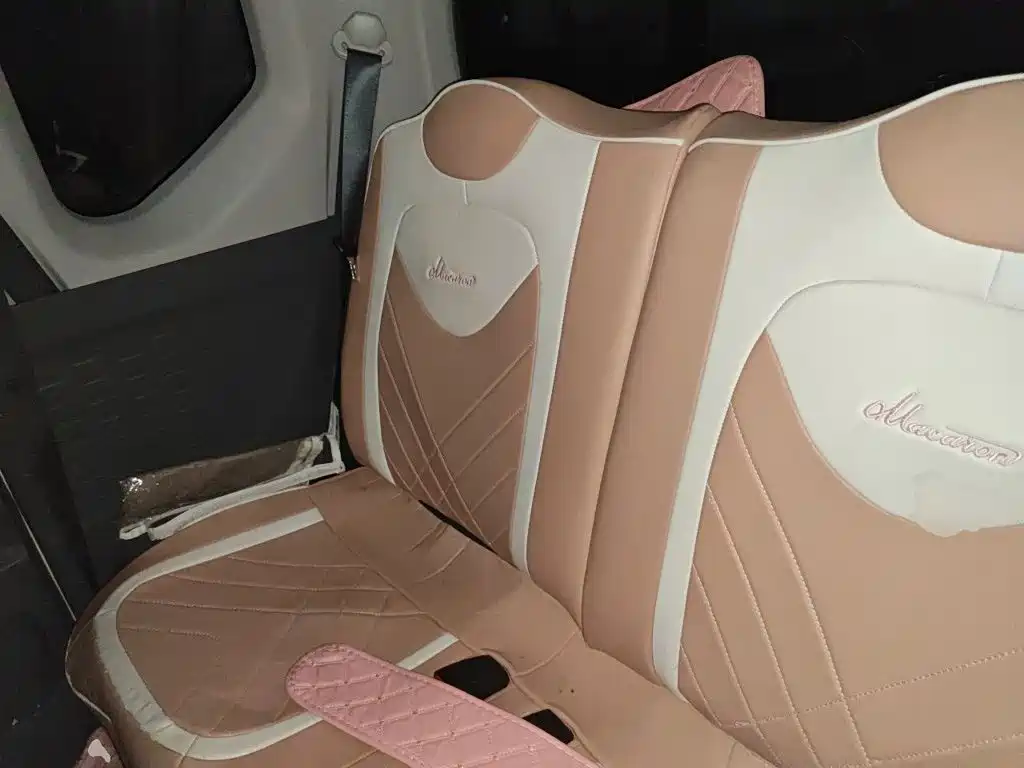 Wuling MINIEV — миниатюра 13