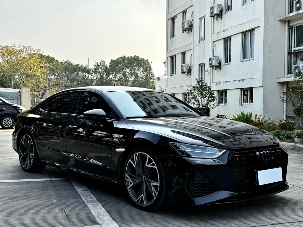 Audi A7L 2024 45 TFSI quattro