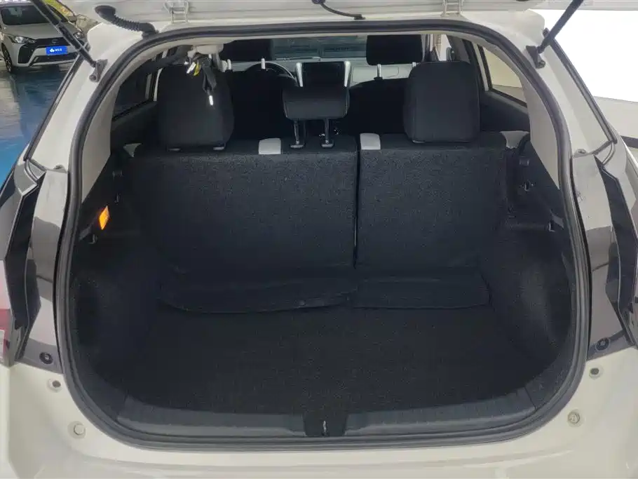 TOYOTA YARIS L ZHIXUAN