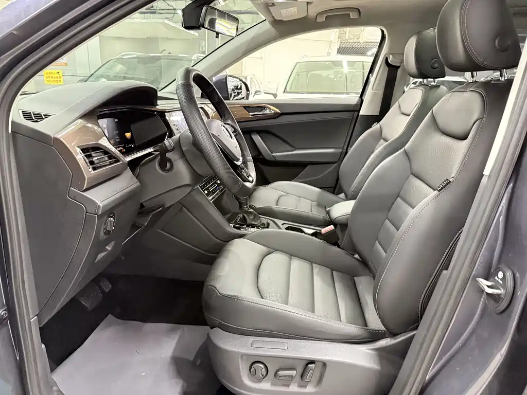 Volkswagen Tharu 2022 280TSI Luxury
