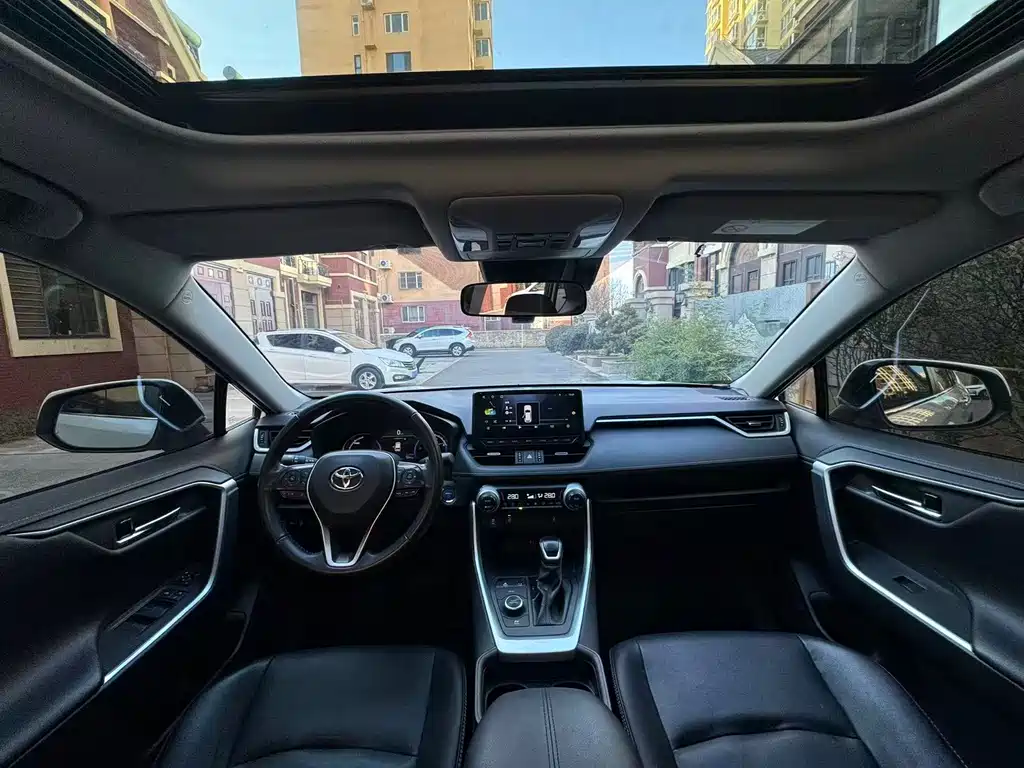 TOYOTA RAV4 RONGFANG